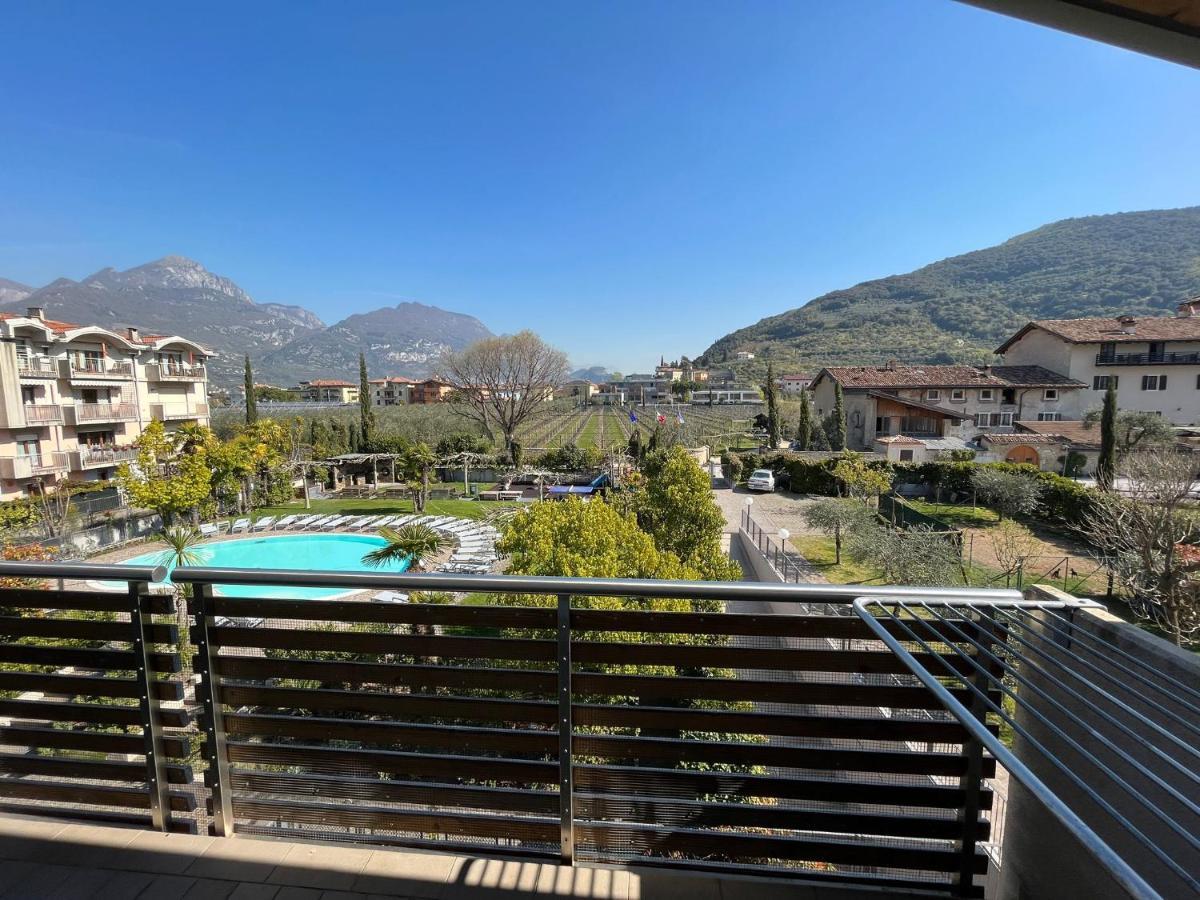 4 Limoni Apartment Resort Riva del Garda Exterior photo