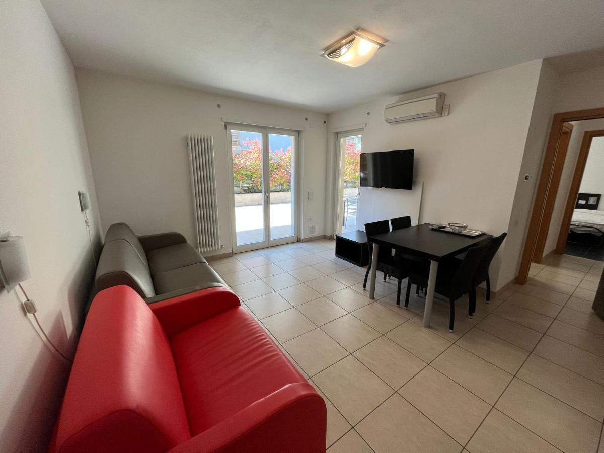 4 Limoni Apartment Resort Riva del Garda Exterior photo